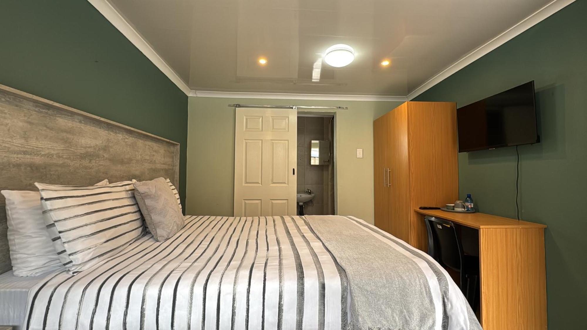 Blue Lantern Bed And Breakfast Kempton Park Exterior foto